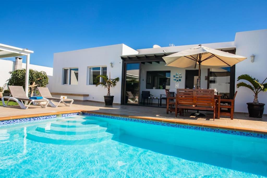 Villa Mario Lanzarote Playa Blanca  Eksteriør billede